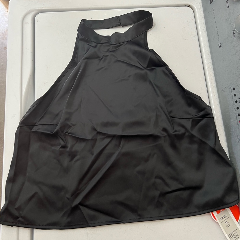 Cider NWT sexy halter crop top